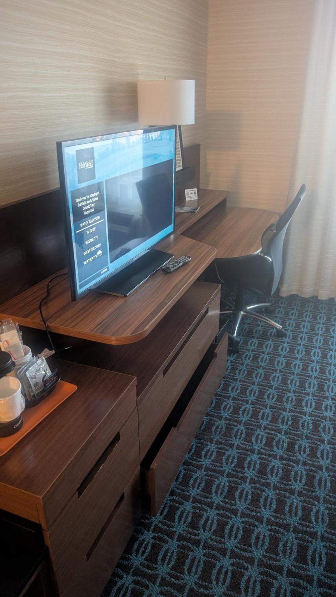 Fairfield Inn & Suites By Marriott Detroit Трой Екстериор снимка