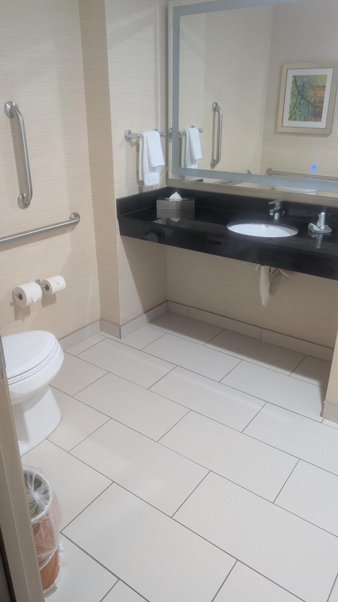 Fairfield Inn & Suites By Marriott Detroit Трой Екстериор снимка