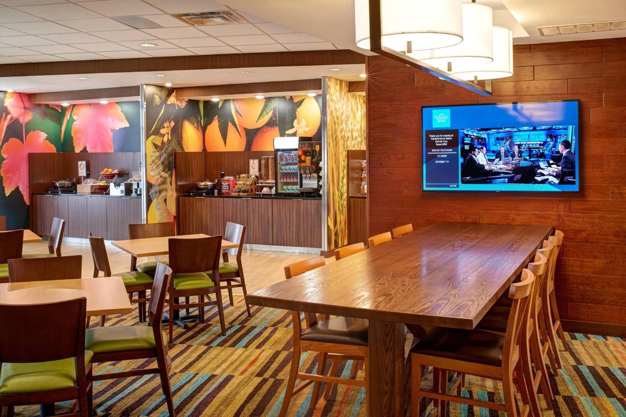 Fairfield Inn & Suites By Marriott Detroit Трой Екстериор снимка