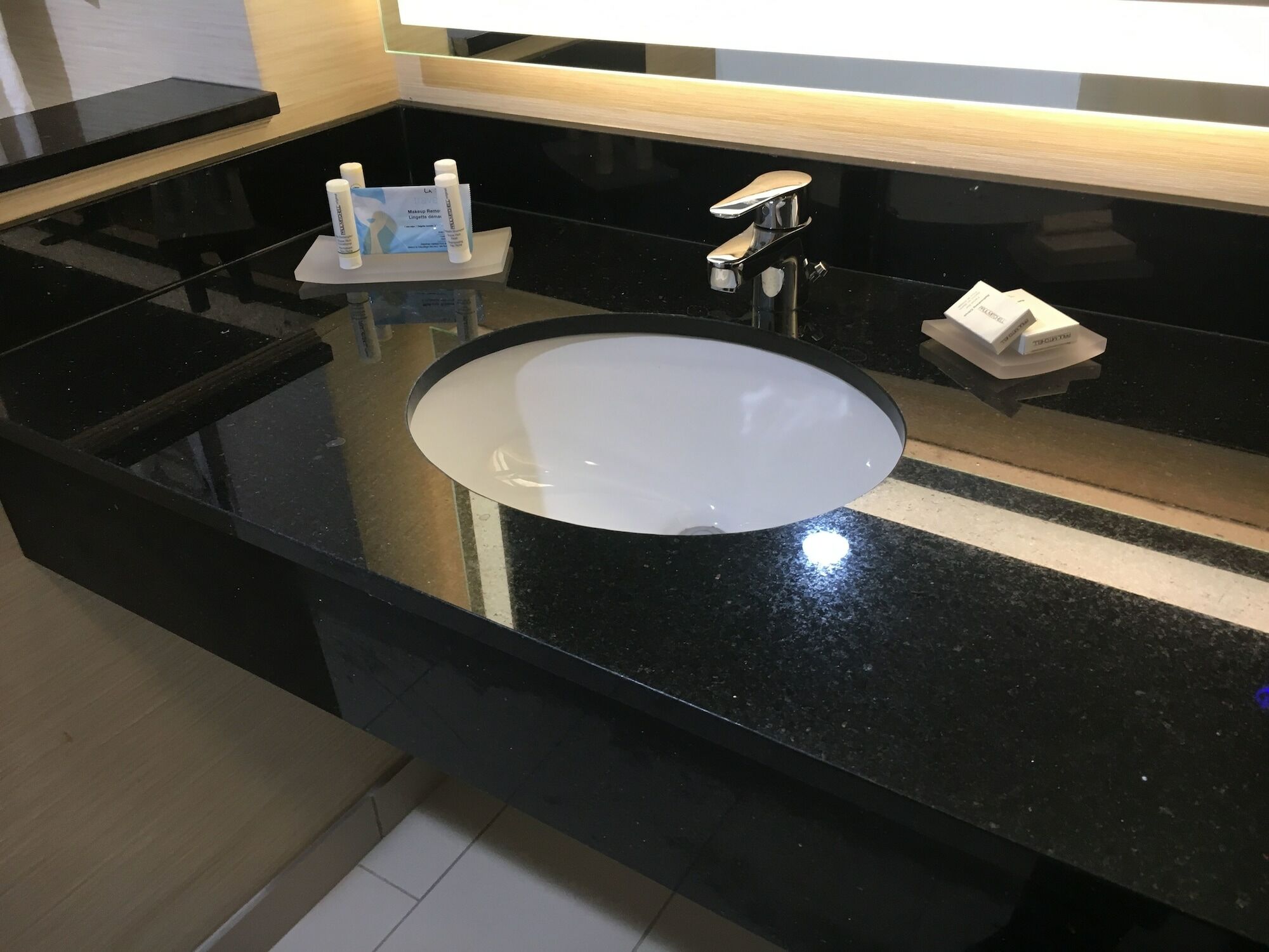 Fairfield Inn & Suites By Marriott Detroit Трой Екстериор снимка